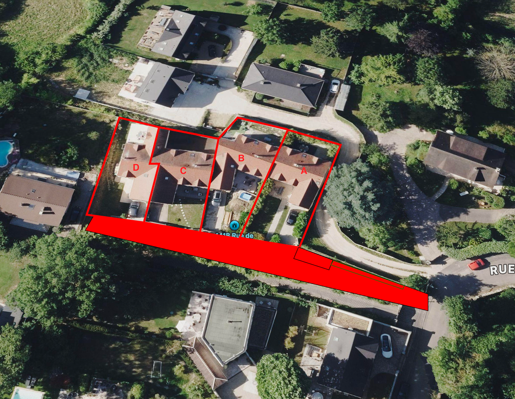 Plan annoté des maisons D, C, B et A, de l’allée, de la place et de la haie